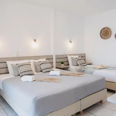 Petros Apartahotel 2*