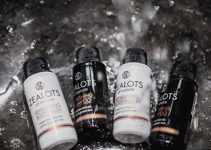 Petros & Апарт-отель 3*