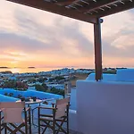 Petros Studios&suites 4*