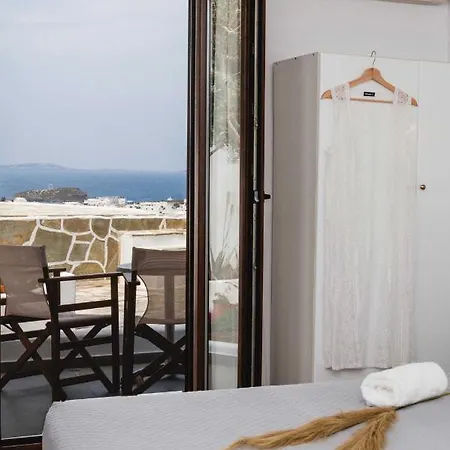 Aparthotel Petros & 3*