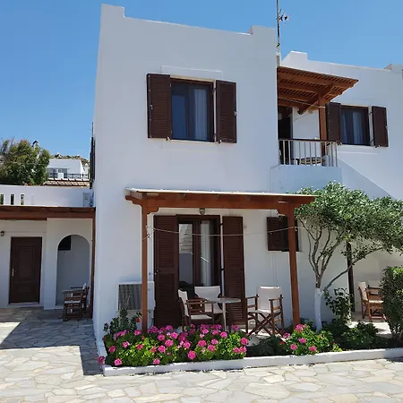 Petros & Lejlighedshotel 3*