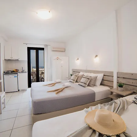 Lejlighedshotel Petros & Naxos City
