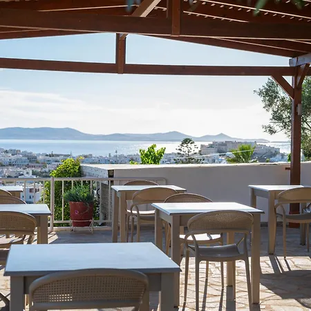 Lejlighedshotel Petros & 3*