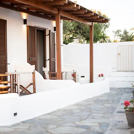 Petros & Ξενοδοχείο με διαμερίσματα Naxos City