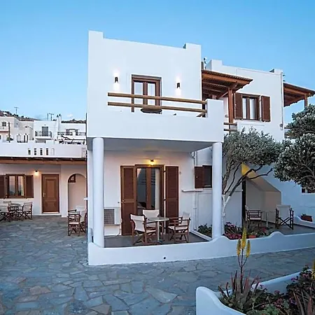 Petros & Aparthotel Naxos City