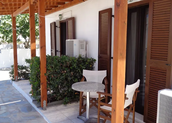 Apart Otel Petros & 3*